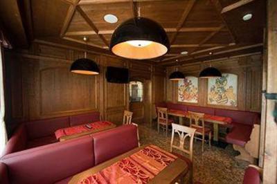 фото отеля Hotel Zur Burg Kaprun