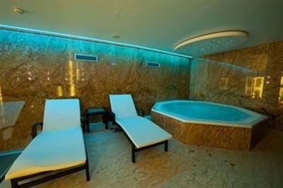 фото отеля Hotel Zur Burg Kaprun
