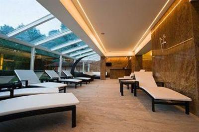 фото отеля Hotel Zur Burg Kaprun
