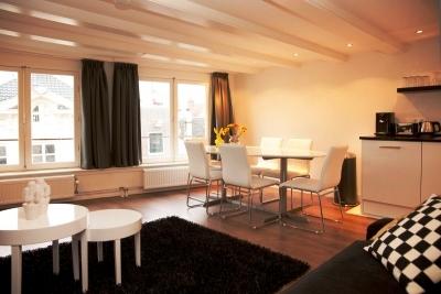 фото отеля Rembrandt Square Apartment Suites