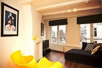 фото отеля Rembrandt Square Apartment Suites