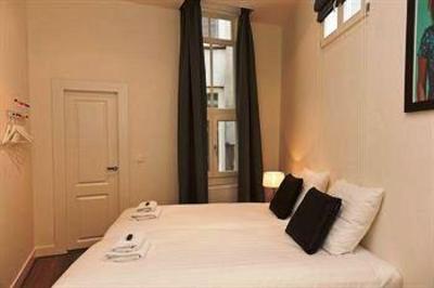 фото отеля Rembrandt Square Apartment Suites