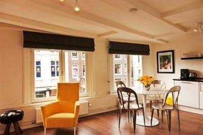 фото отеля Rembrandt Square Apartment Suites