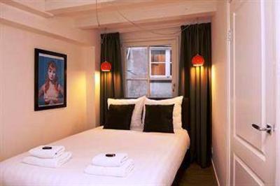 фото отеля Rembrandt Square Apartment Suites