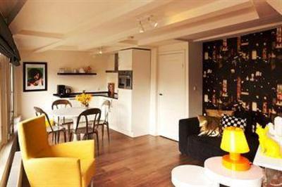 фото отеля Rembrandt Square Apartment Suites