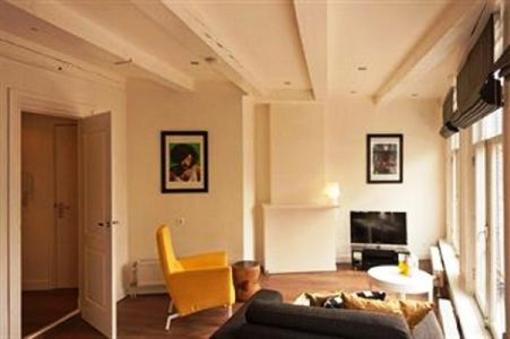 фото отеля Rembrandt Square Apartment Suites