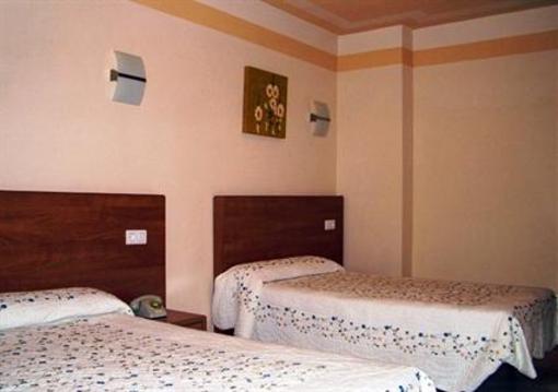 фото отеля Hotel El Tajo