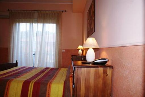 фото отеля Notti e Dintorni Bed & Breakfast Nicolosi