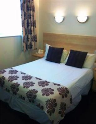 фото отеля The Waterfront Lodge Hotel Brighouse