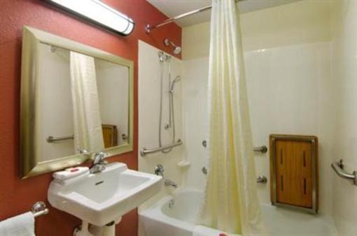 фото отеля Red Roof Inn Charleston Kanawha City