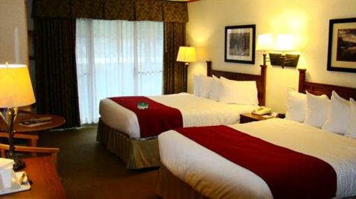 фото отеля Best Western Adirondack Inn