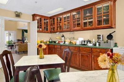 фото отеля Baymont Inn & Suites Brunswick