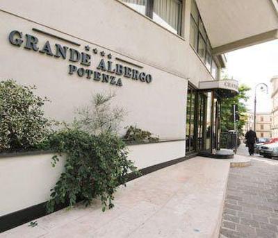 фото отеля Grande Albergo Potenza