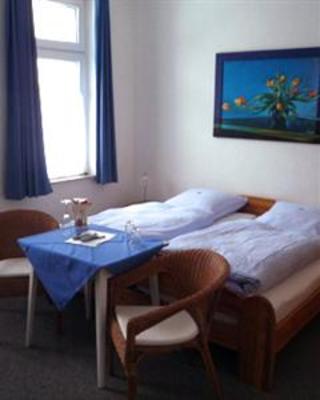 фото отеля Rias Bajas Hostal Residencia Madrid