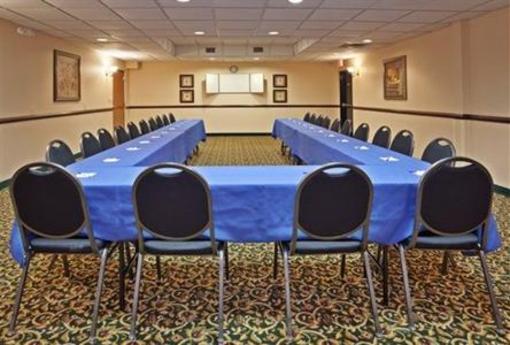 фото отеля Holiday Inn Express & Suites Research Triangle Park