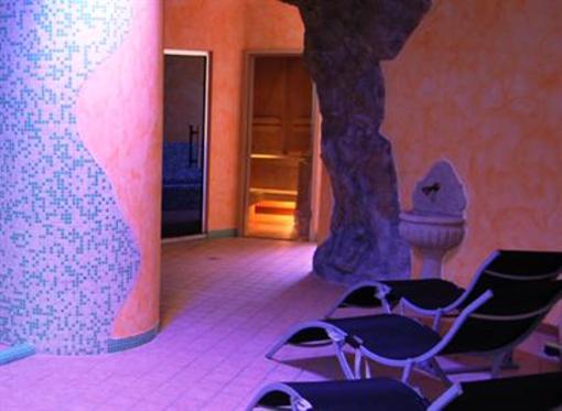 фото отеля Hotel Belvedere San Zeno di Montagna