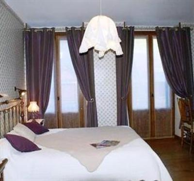 фото отеля Hotel Du Lion D'Or Cauterets