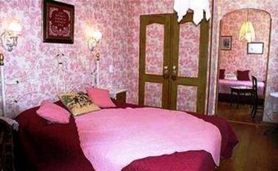 фото отеля Hotel Du Lion D'Or Cauterets