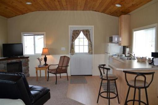 фото отеля Juan de Fuca Cottages