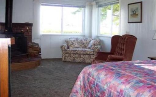фото отеля Juan de Fuca Cottages