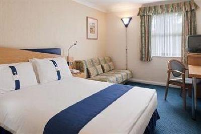 фото отеля Holiday Inn Express Glenrothes