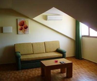 фото отеля Maria Del Carmen Apartments Torremolinos