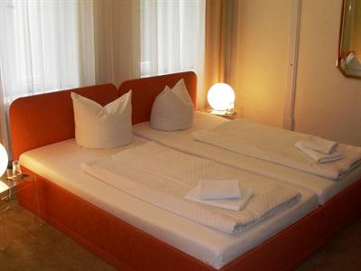 фото отеля Pension Brinn Berlin
