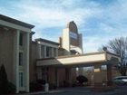 фото отеля Baymont Inn and Suites Charlotte-Airport