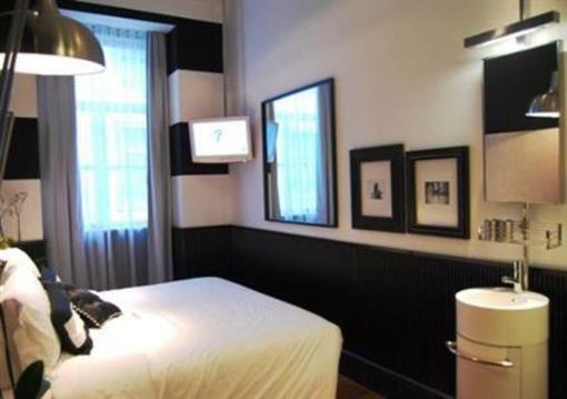 фото отеля Rent4days Lux Principe Real Apartments Lisbon