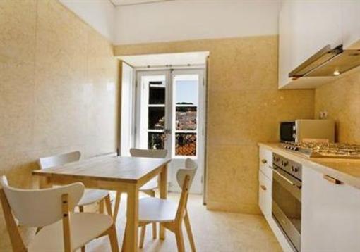 фото отеля Rent4days Lux Principe Real Apartments Lisbon