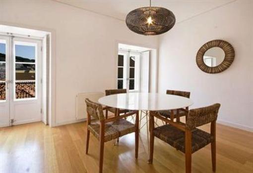 фото отеля Rent4days Lux Principe Real Apartments Lisbon