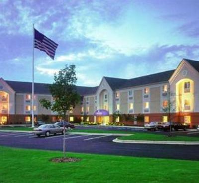 фото отеля Hawthorn Suites by Wyndham Detroit Farmington Hills