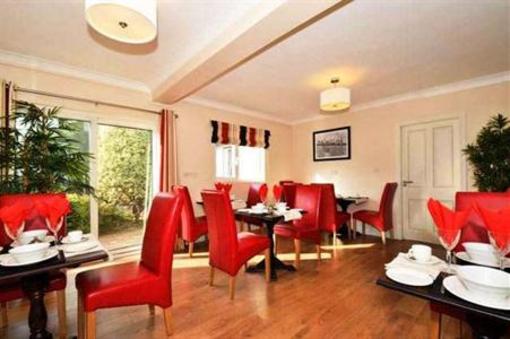 фото отеля Lynfield Guesthouse Galway