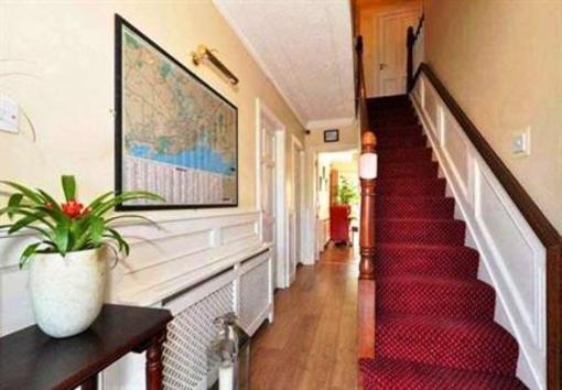 фото отеля Lynfield Guesthouse Galway