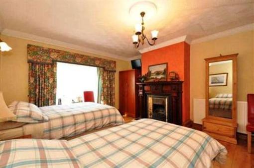 фото отеля Lynfield Guesthouse Galway
