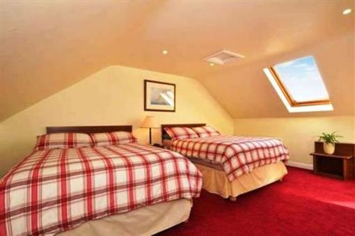 фото отеля Lynfield Guesthouse Galway
