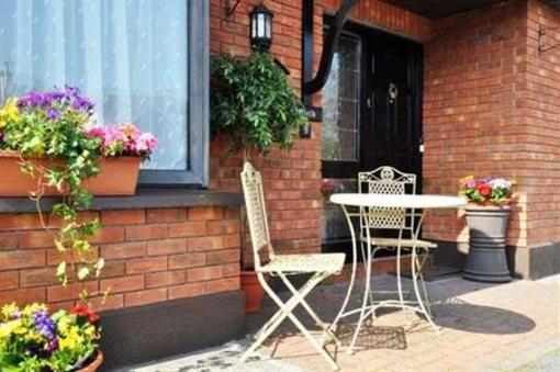 фото отеля Lynfield Guesthouse Galway
