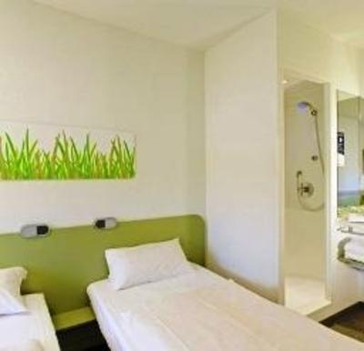 фото отеля Ibis Budget Freiburg Sud