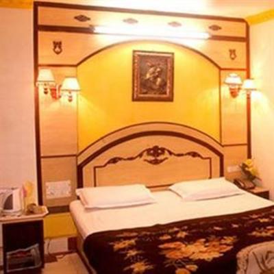 фото отеля Heera Holiday Inn Kolkata