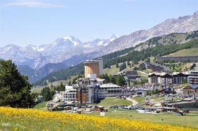 фото отеля Villaggio Olimpico Hotel Sestriere