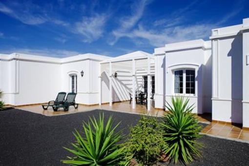 фото отеля Bungalows Coloradamar Hotel Lanzarote