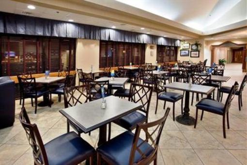 фото отеля Holiday Inn Express Goldsboro