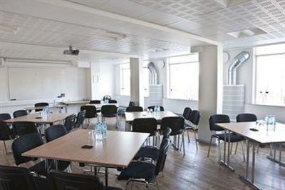 фото отеля Danhostel Copenhagen Bellahoj