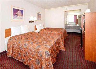 фото отеля Rodeway Inn & Suites Oklahoma City