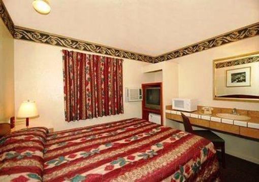 фото отеля Rodeway Inn Downtown