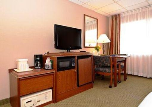 фото отеля Comfort Inn University District Downtown