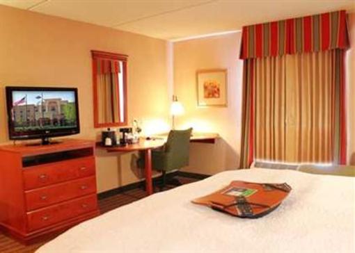 фото отеля Hampton Inn and Suites Chicago-Libertyville