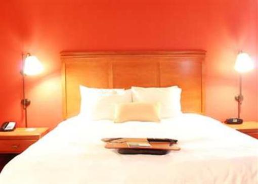 фото отеля Hampton Inn and Suites Chicago-Libertyville