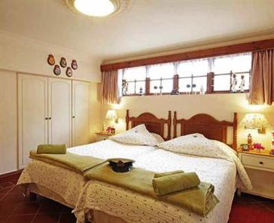 фото отеля Cheriton Guest House B&B