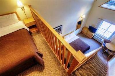 фото отеля Banff Inn